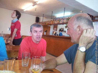 Pantxo et TdT (tonton des toast) les leaders du groupe des basques